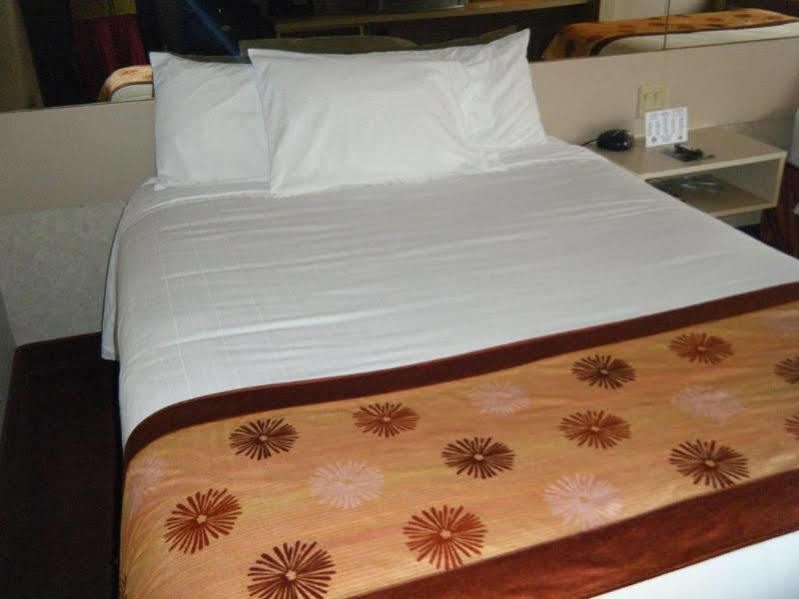 Red Roof Inn Springfield, Mo Экстерьер фото